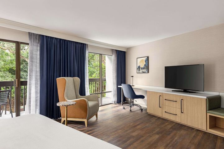 Room 55 of 100