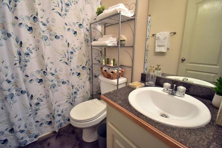 Cozy Renovated Winder Townhouse Traveller Awards 2025 Winner