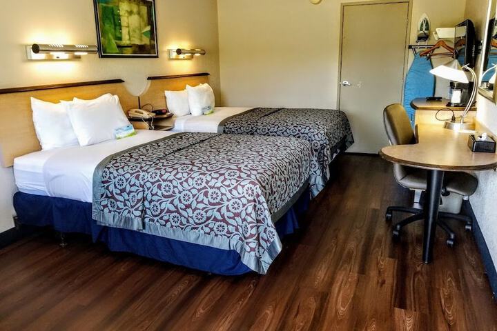 Room 12 of 15