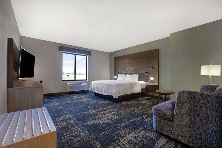 Room 12 of 41
