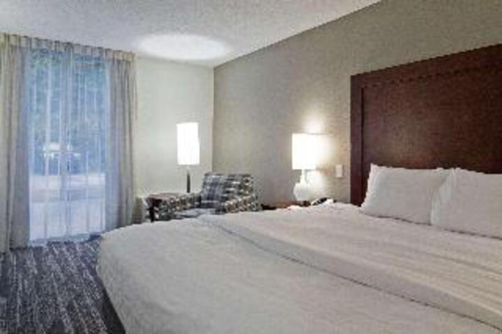 Emerald River Hotel