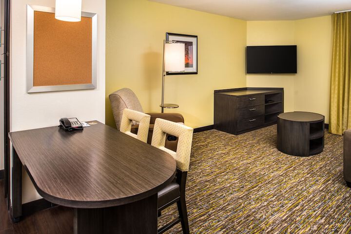 Room 33 of 53