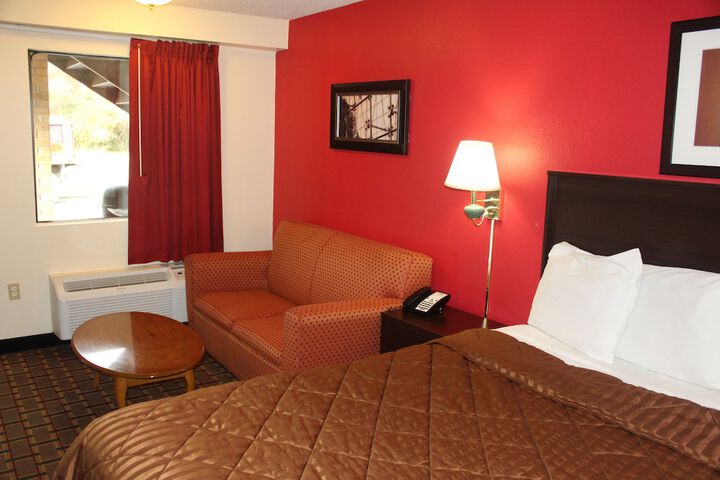 Room 34 of 51
