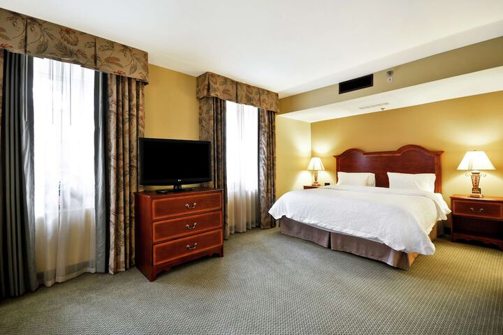 Room 36 of 51