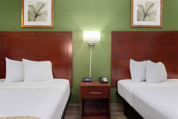 Room 15 of 29