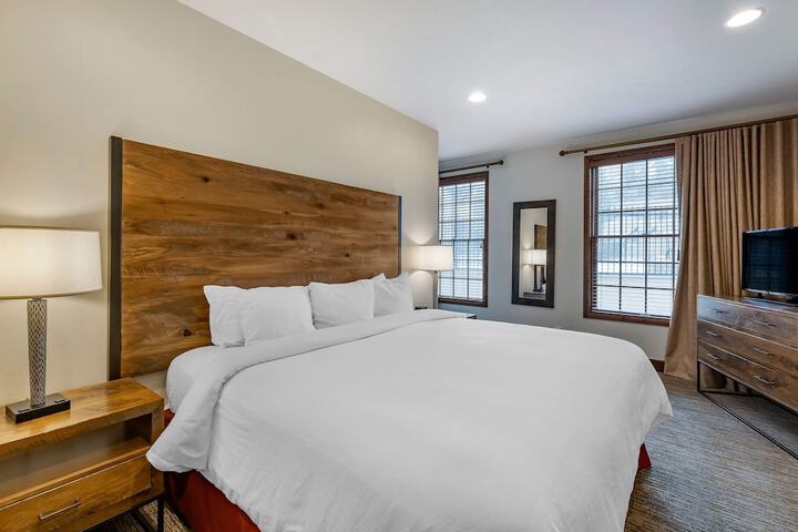 Bluegreen Vacations Big Bear Village an Ascend Collection Resort