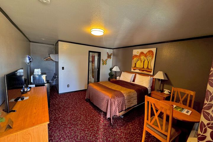 Room 16 of 49