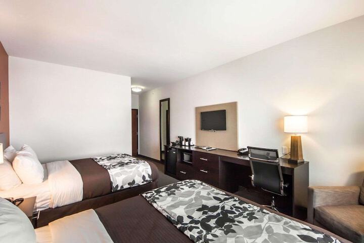Room 7 of 50