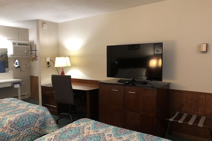 Room 17 of 43