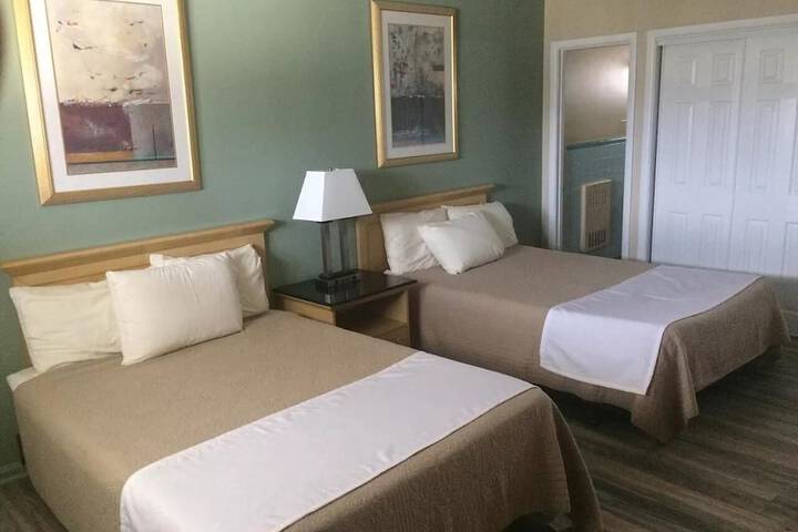 Room 21 of 31