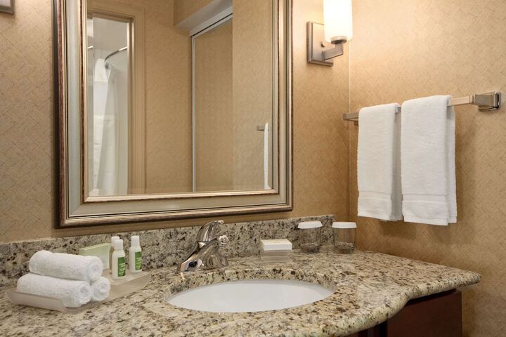 Room 13 of 24