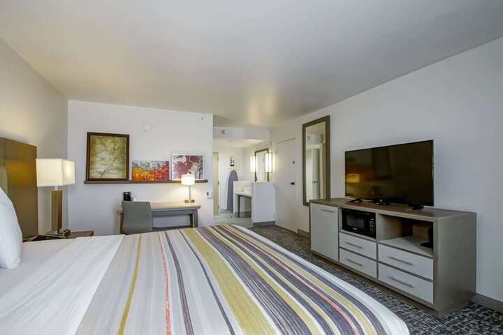 Room 37 of 46