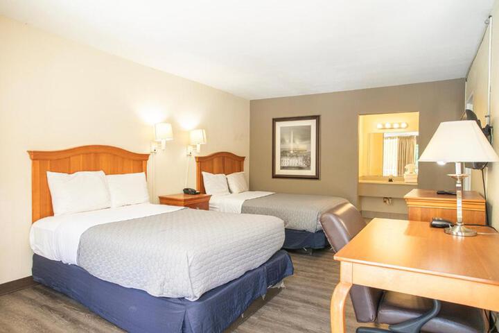 OYO hotel Greensboro east I 40