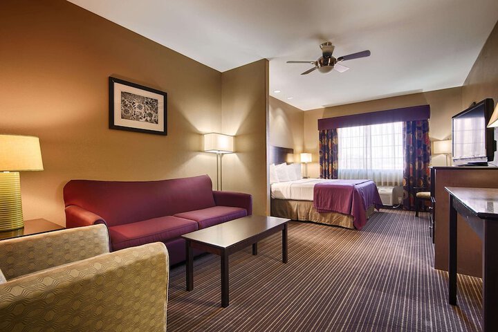 Best Western Giddings Inn & Suites