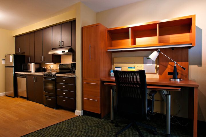 Room 30 of 41