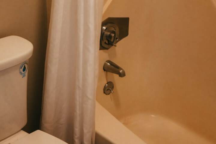 Room 47 of 124