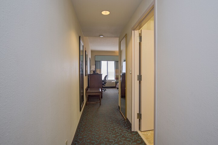 Room 21 of 41