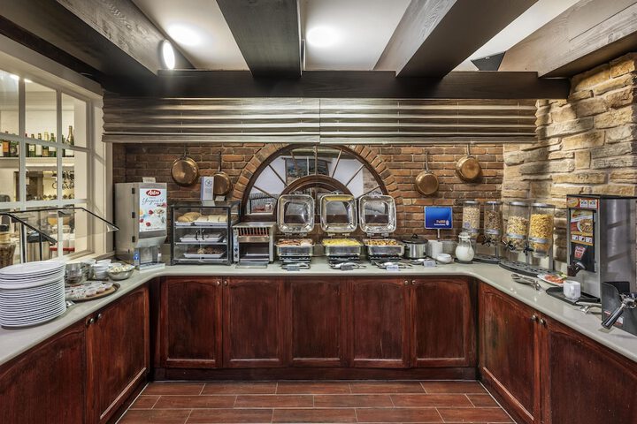 Best Western Fireside Inn