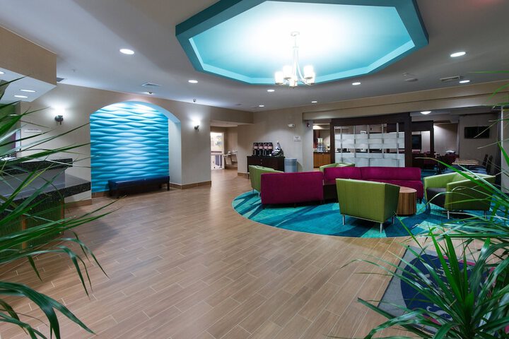 Hotel Interior 7 of 22