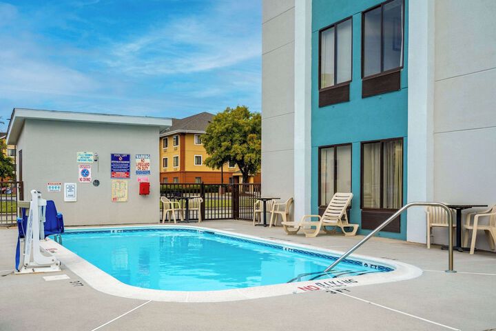 Pool 7 of 36