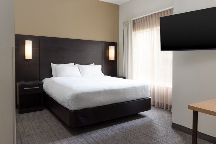 Room 42 of 61