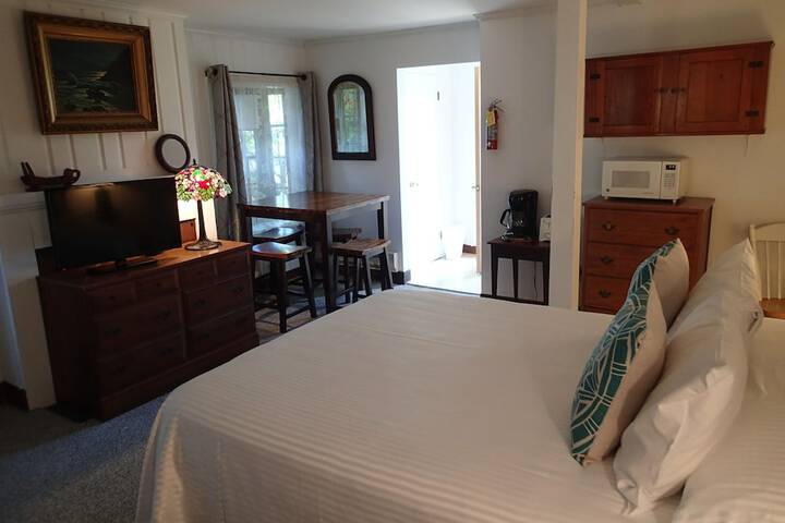 The Masthead Resort