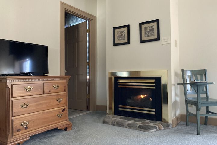 Room 20 of 68