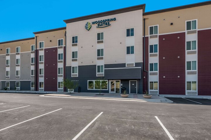 Hotel 4 of 29