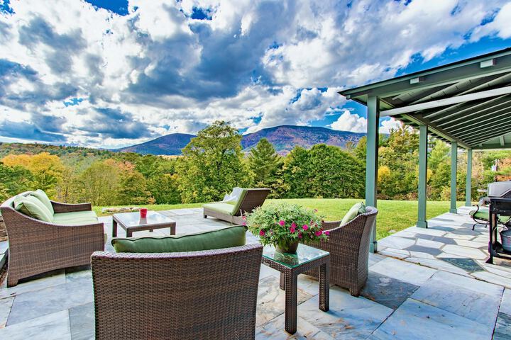 Terrace/Patio 220 of 275