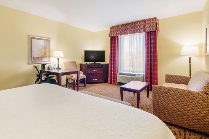 Room 22 of 35