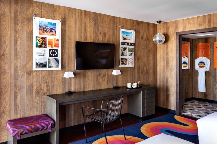 Room 29 of 37