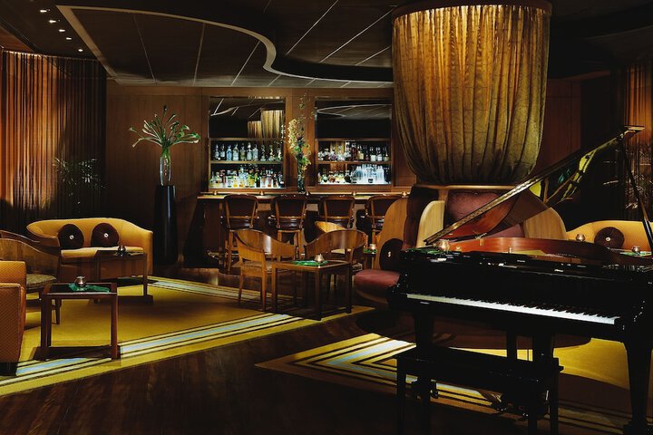 Dining 60 of 74