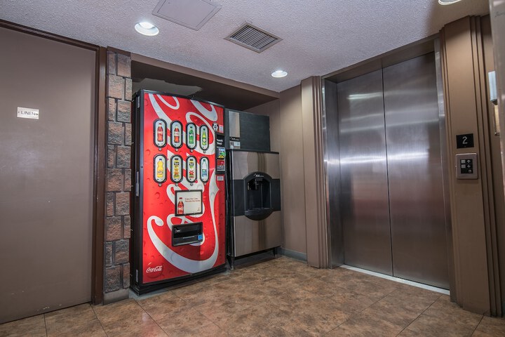 Argyll Plaza Hotel