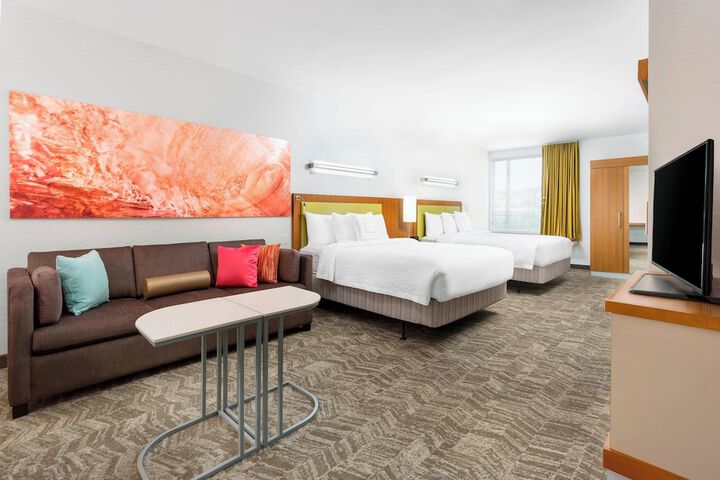 Room 22 of 37