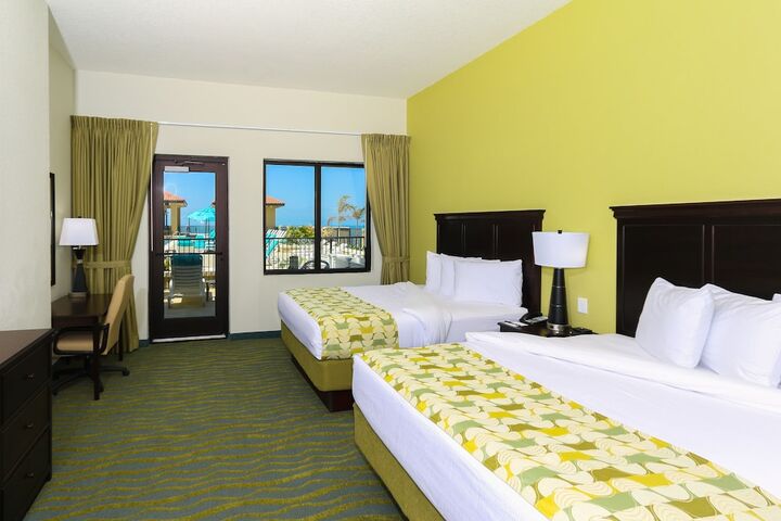 Room 106 of 141