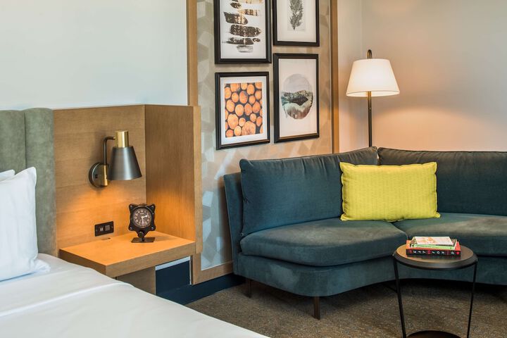The Duniway Portland a Hilton Hotel
