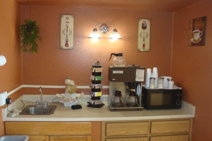Breakfast/Coffee Service 40 of 41