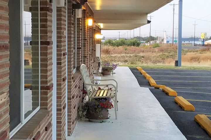 Out West Motel