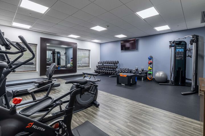 Hampton Inn & Suites Greensboro / Coliseum Area