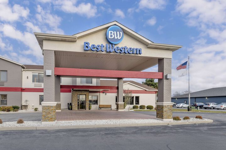 Hotel 4 of 42