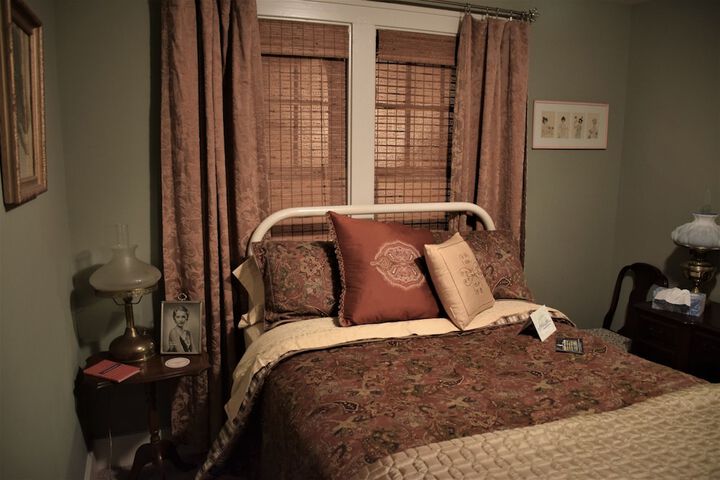 Room 18 of 29