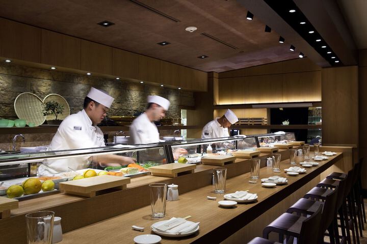 Dining 139 of 158