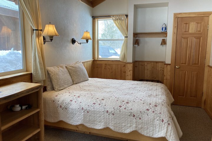 Room 85 of 210