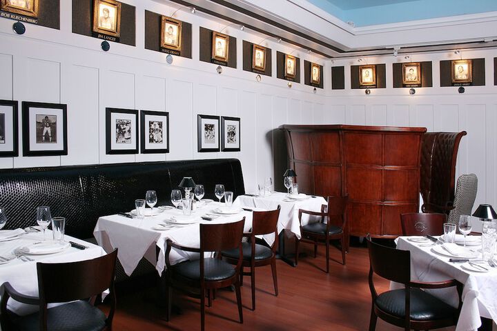 Dining 33 of 60