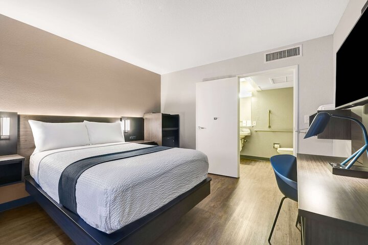 Motel 6 Issaquah WA - Seattle - East
