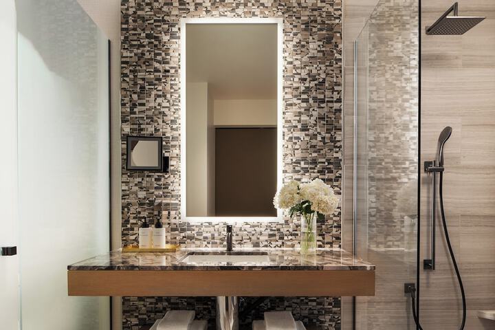 InterContinental Seattle Bellevue by IHG