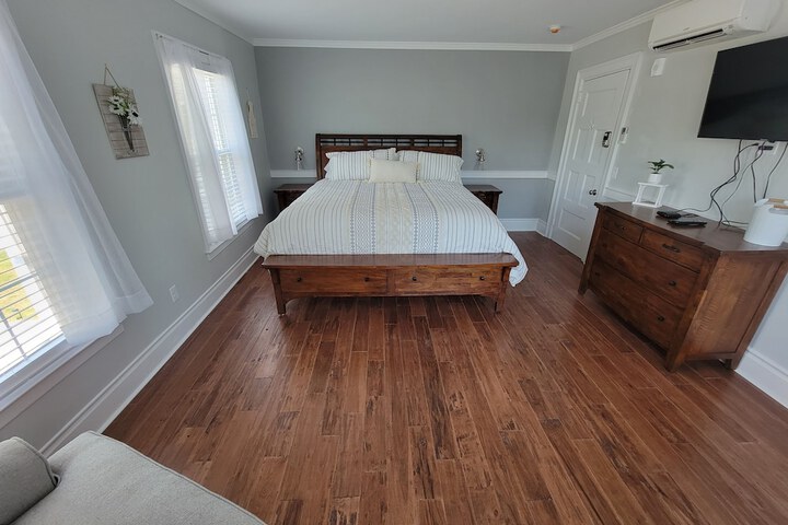 Room 25 of 49