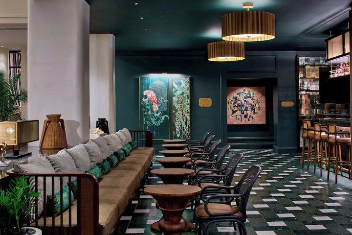Dining 110 of 151