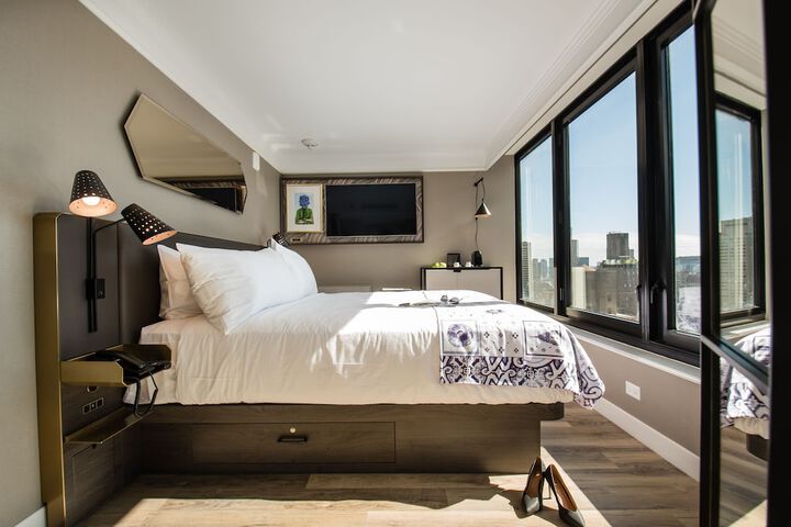 Room 40 of 43
