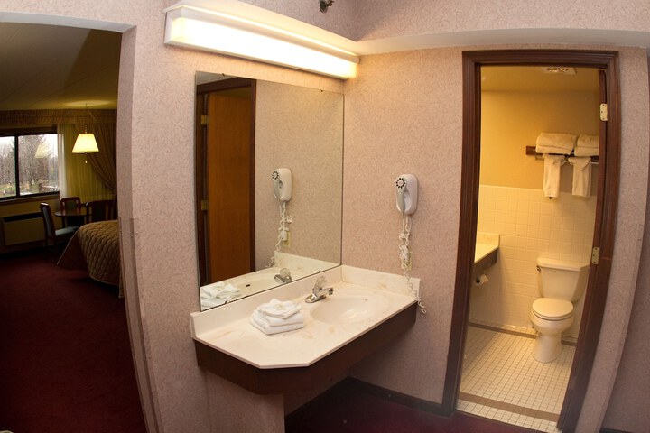 Room 21 of 42